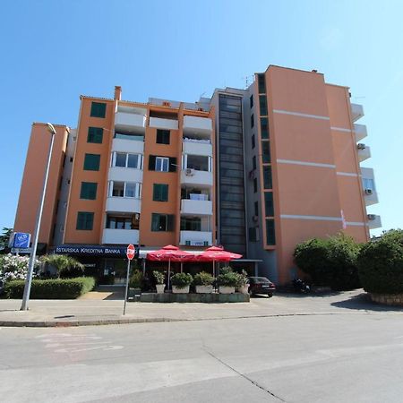 Apartment Elia ロヴィニ エクステリア 写真