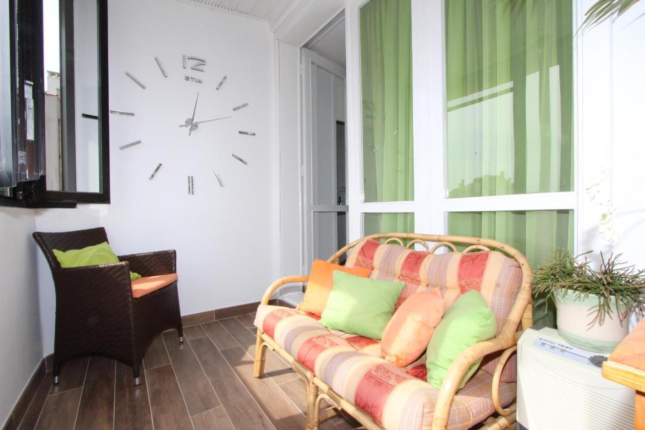 Apartment Elia ロヴィニ エクステリア 写真