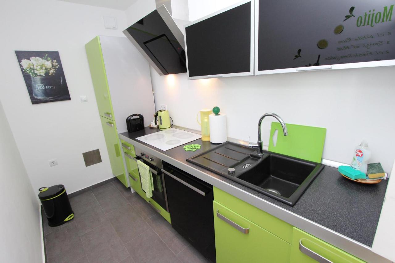 Apartment Elia ロヴィニ エクステリア 写真