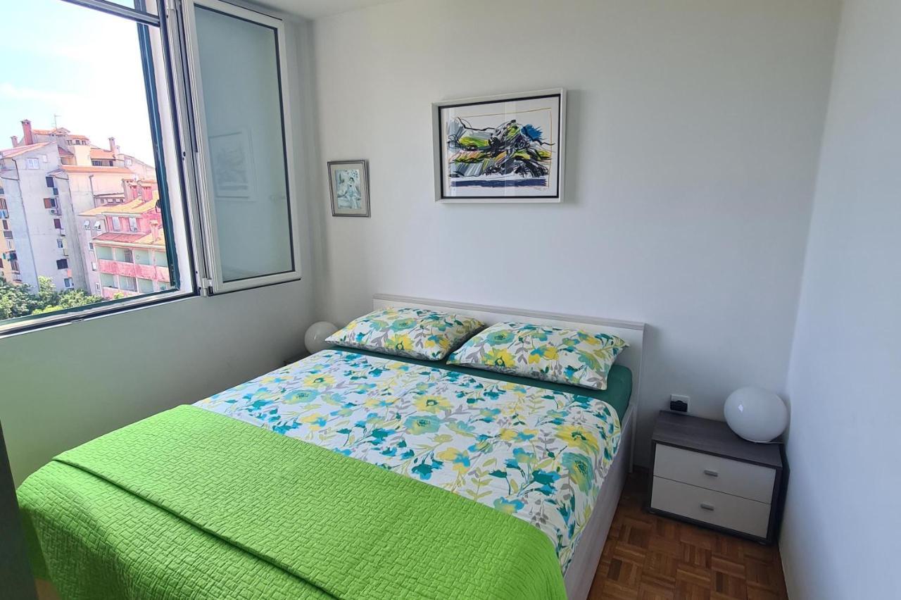 Apartment Elia ロヴィニ エクステリア 写真